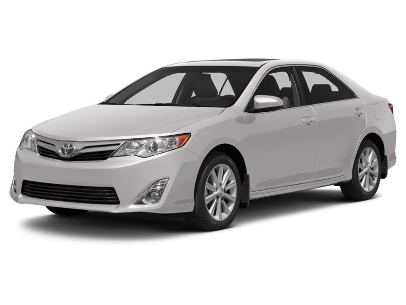 2012 Toyota Camry 4dr Sdn I4 Auto LE Alpine White  Shot 1