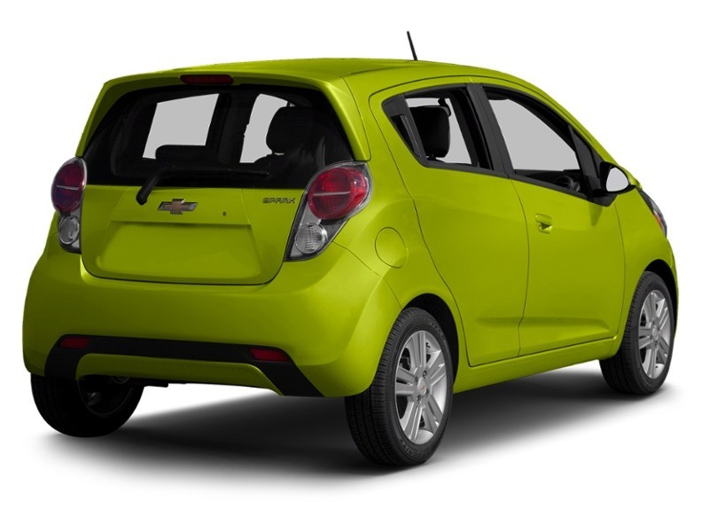 2013 Chevrolet Spark 5dr HB Auto 1LT Jalapeno Metallic  Shot 2