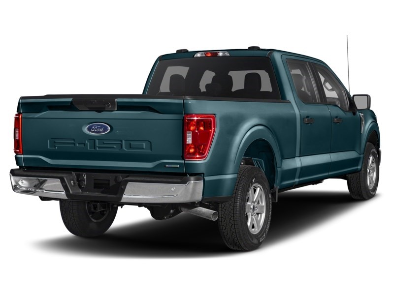 2022 Ford F-150 XLT 4WD SuperCrew 5.5' Box Green  Shot 43