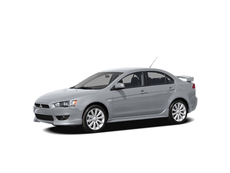 2010 Mitsubishi Lancer 4dr Sdn CVT DE Apex Silver Metallic  Shot 2