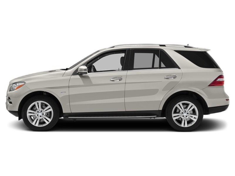 2013 Mercedes-Benz M-Class 4MATIC 4dr ML 350 BlueTEC Calcite White  Shot 29