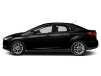 2015 Ford Focus 4dr Sdn SE Tuxedo Black Metallic  Shot 35