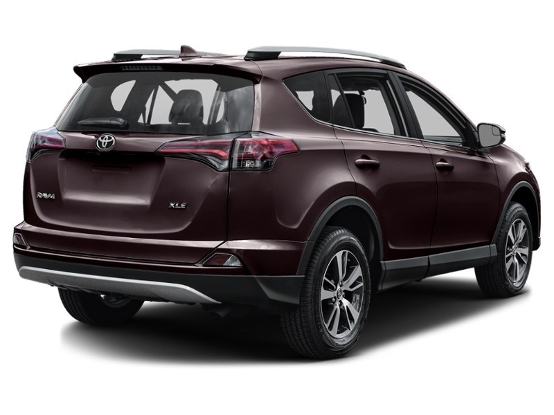 2017 Toyota RAV4 AWD 4dr XLE