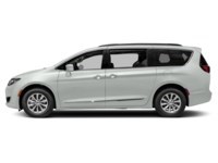 2020 Chrysler Pacifica Limited 35th Anniversary FWD *Ltd Avail* Bright White  Shot 28