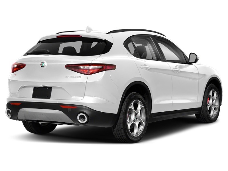 2018 Alfa Romeo Stelvio Ti Sport AWD Trofeo White Tri-Coat  Shot 60