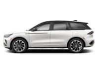 2026 Lincoln Nautilus Premiere AWD White Platinum Metallic Tri-Coat  Shot 3