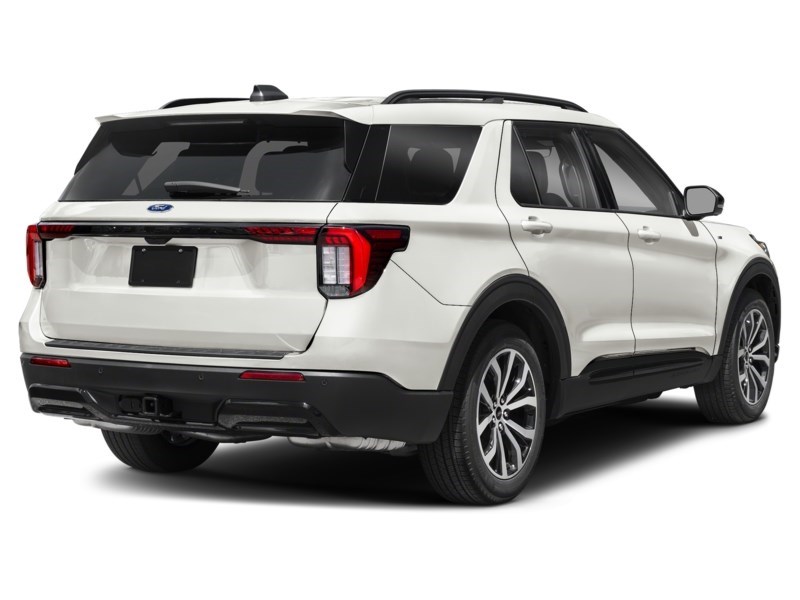 2026 Ford Explorer ST-Line 4WD Star White Metallic Tri-Coat  Shot 2