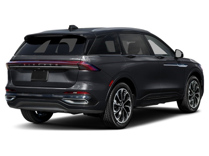2026 Lincoln Nautilus Reserve AWD Infinite Black Metallic Clearcoat  Shot 6